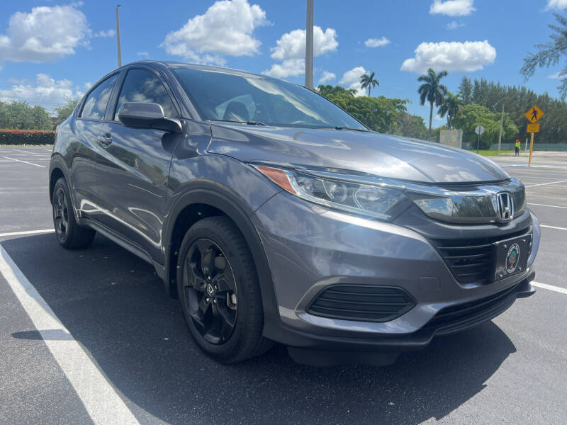 2020 Honda HR-V for sale at Nation Autos Miami in Hialeah FL