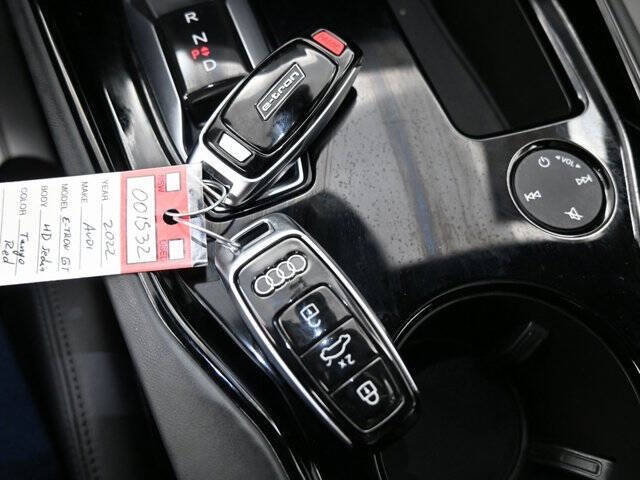 2022 Audi e-tron GT quattro Prestige