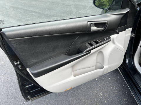 2012 Toyota Camry LE