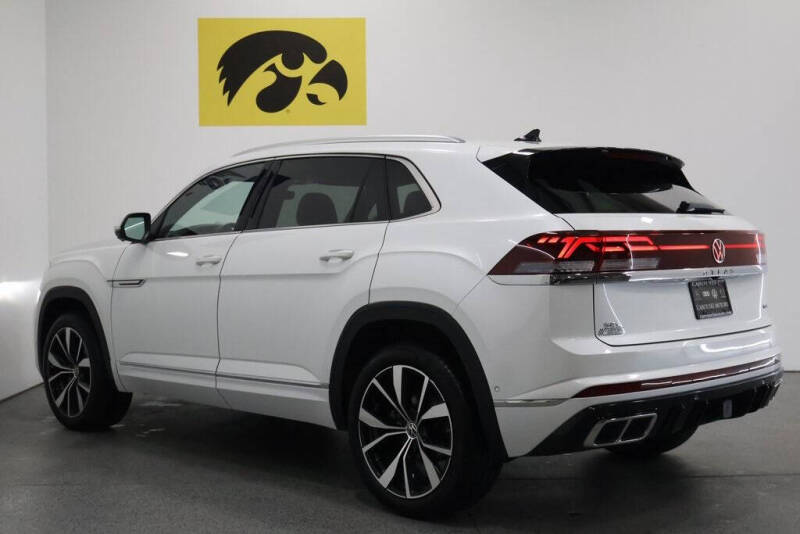 2024 Volkswagen Atlas Cross Sport SEL Premium R-Line 4Motion