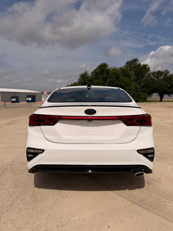 2020 Kia Forte GT Line