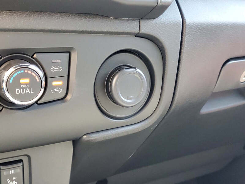 2026 Nissan Frontier