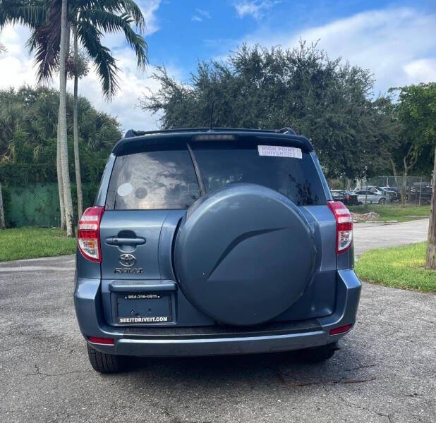 2011 Toyota RAV4 Limited