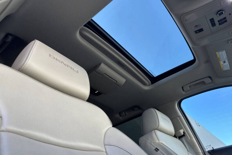 2018 GMC Yukon Denali