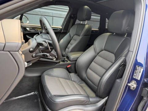 2026 Porsche Macan T