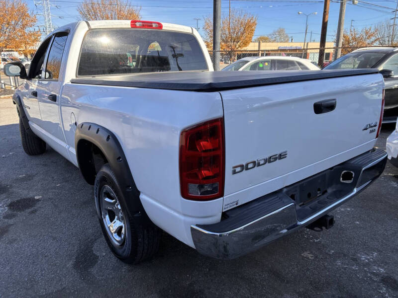 2004 Dodge Ram 1500 SLT