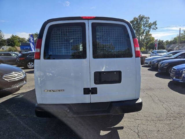2017 Chevrolet Express 2500