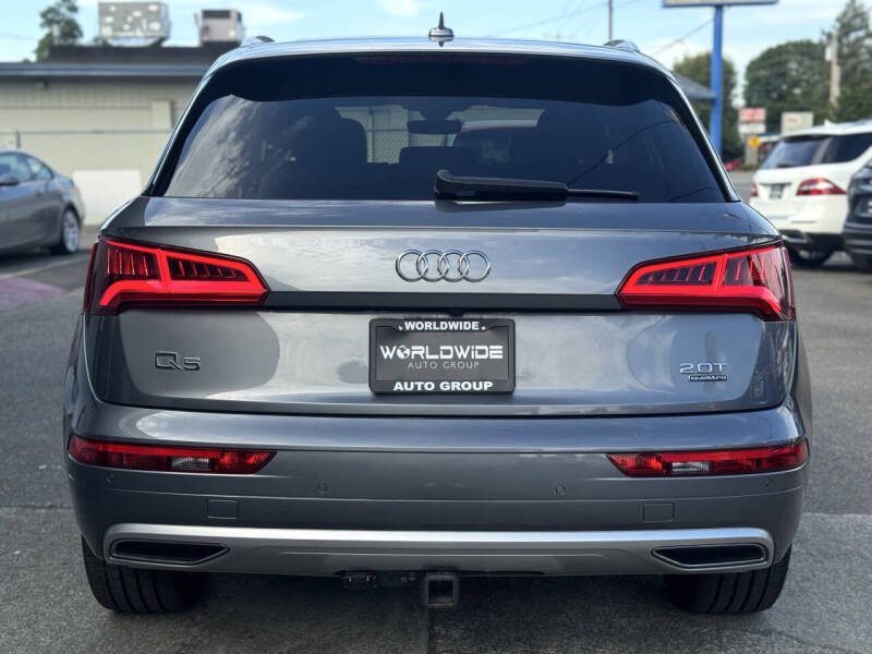 2018 Audi Q5 2.0T quattro Premium Plus