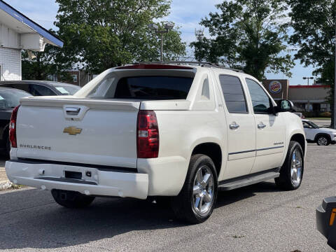 2012 Chevrolet Avalanche LTZ