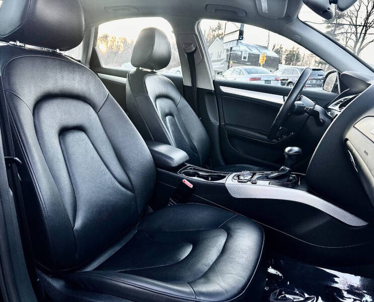 2016 Audi A4 2.0T quattro Premium