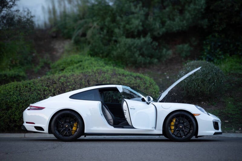 2019 Porsche 911 GTS photo 81