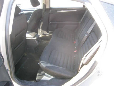 2015 Ford Fusion Hybrid SE