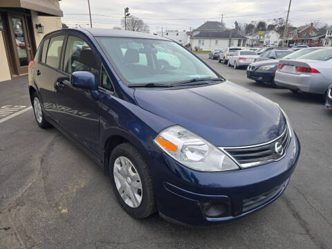 2012 Nissan Versa 1.8 SL