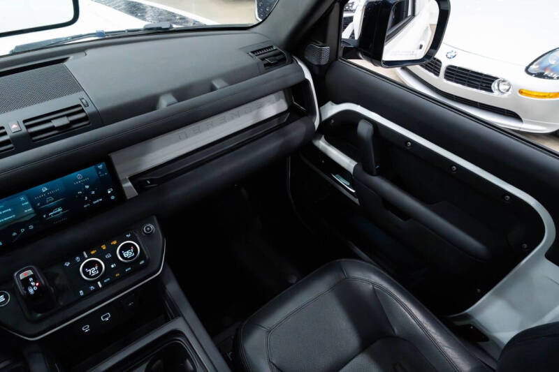 2021 Land Rover Defender 90 S