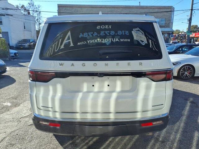 2022 Jeep Wagoneer Series II