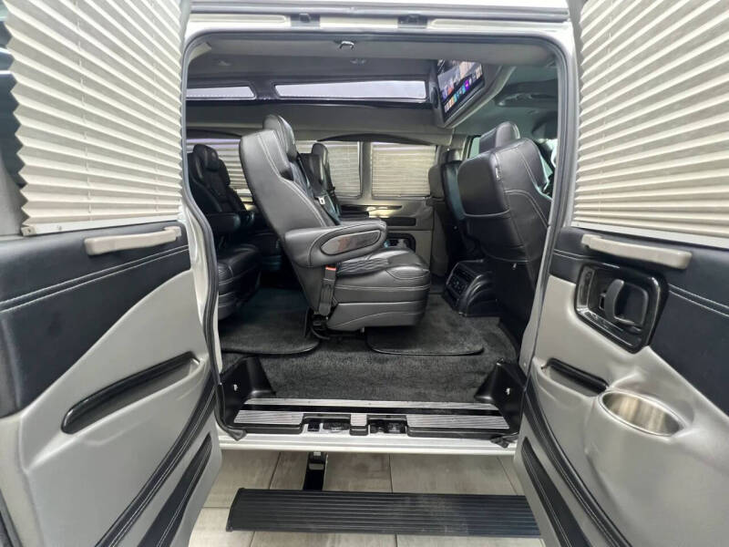 2021 Chevrolet Express LS 3500