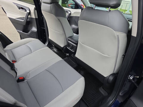 2024 Toyota RAV4 Hybrid XLE Premium