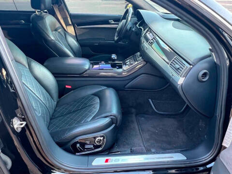 2016 Audi S8 plus 4.0T quattro