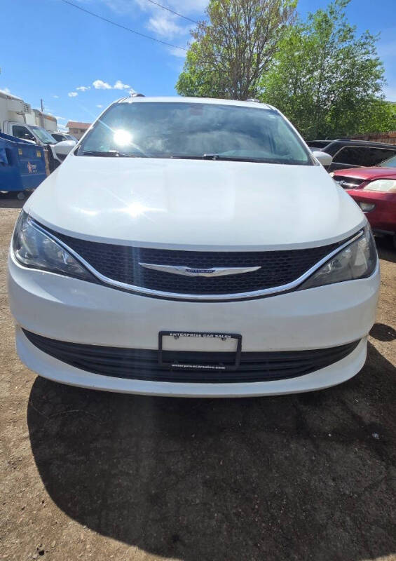 2020 Chrysler Voyager LXi