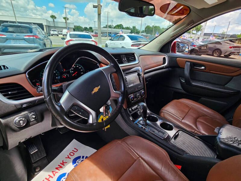 2017 Chevrolet Traverse LT