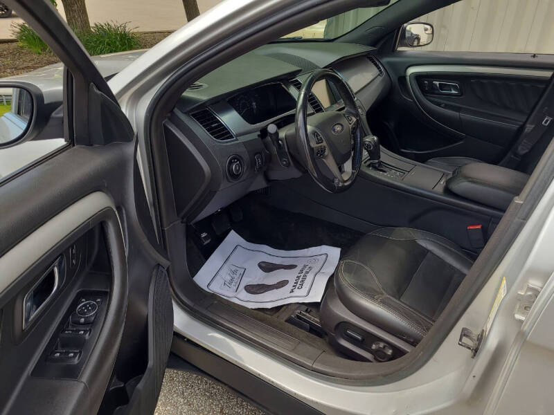 2014 Ford Taurus SEL