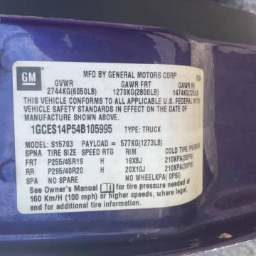 2004 Chevrolet SSR LS