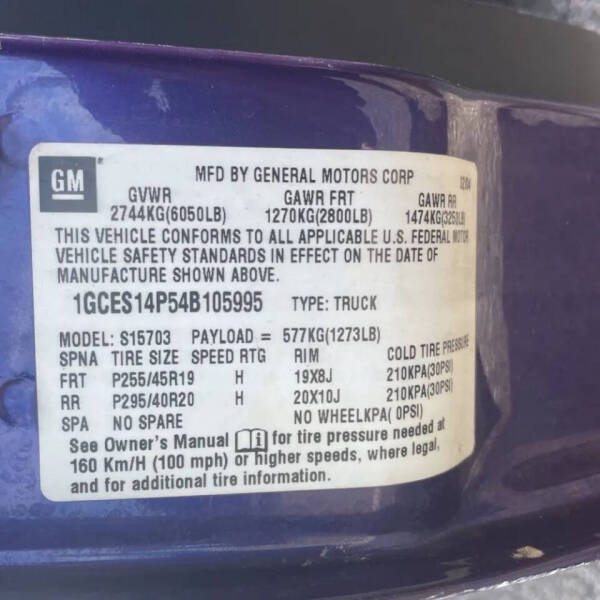 2004 Chevrolet SSR LS