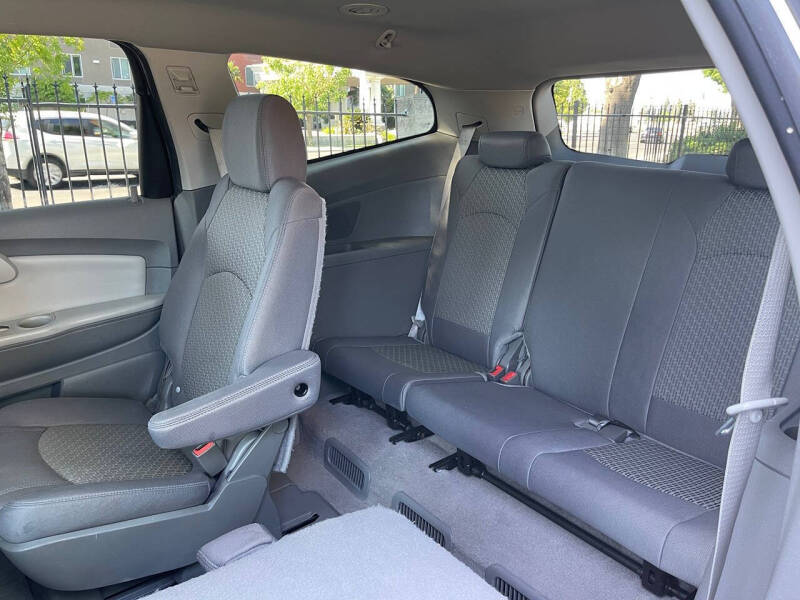 2012 Chevrolet Traverse LT