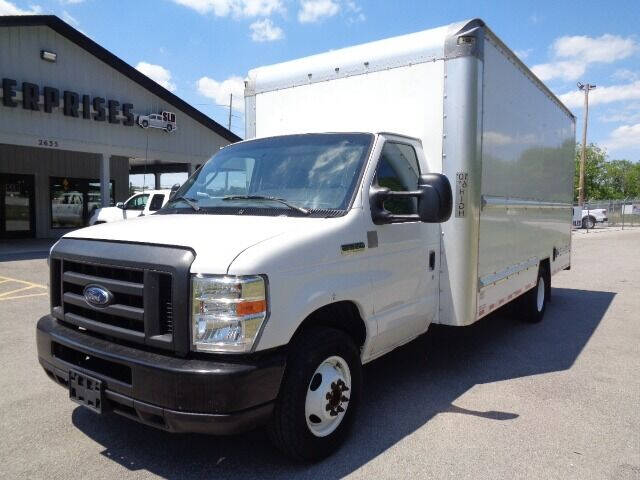 2018 Ford E-Series for sale at SLD Enterprises LLC in East Carondelet IL