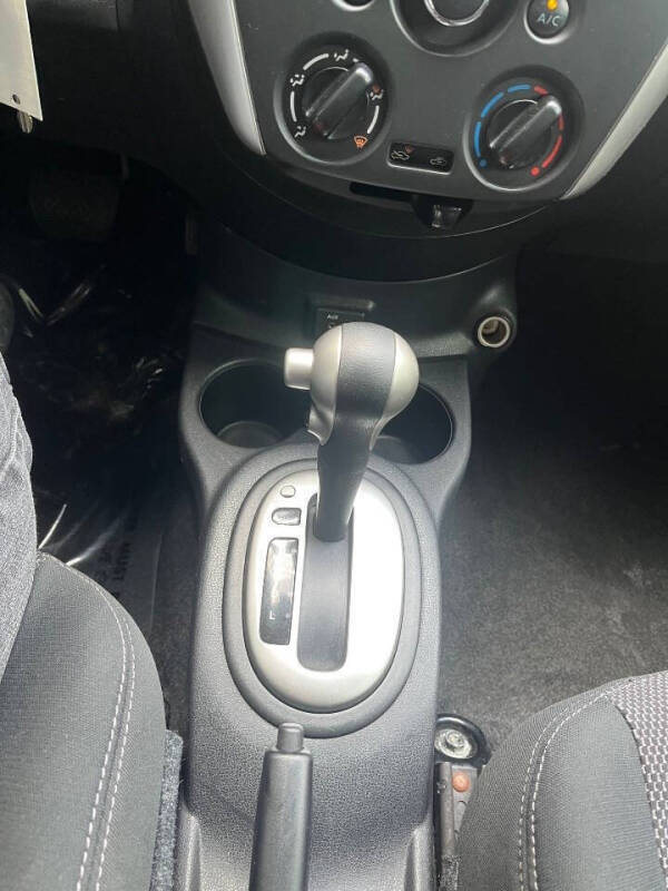 2018 Nissan Versa SV