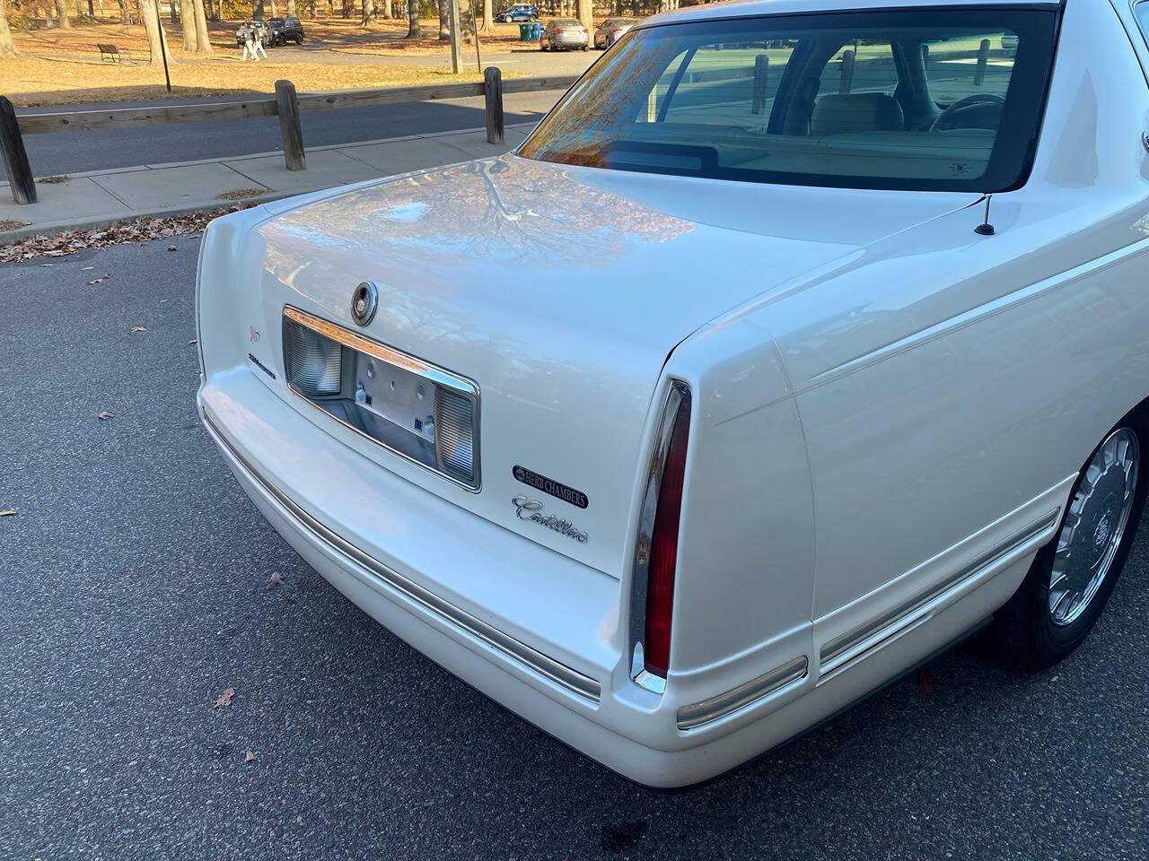 1998 Cadillac DeVille for sale at Vintage Motors USA in Roselle, NJ