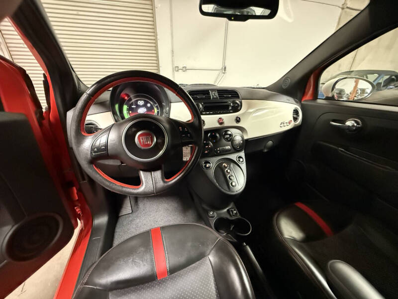 2015 FIAT 500e