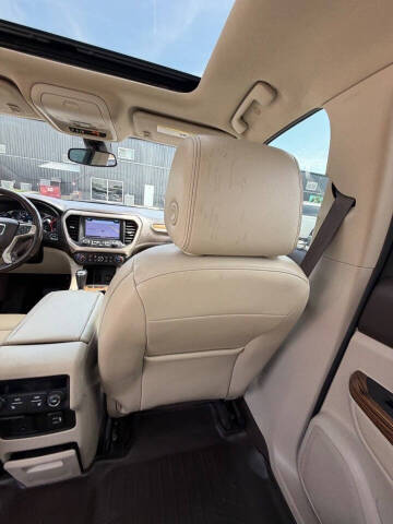 2019 GMC Acadia Denali