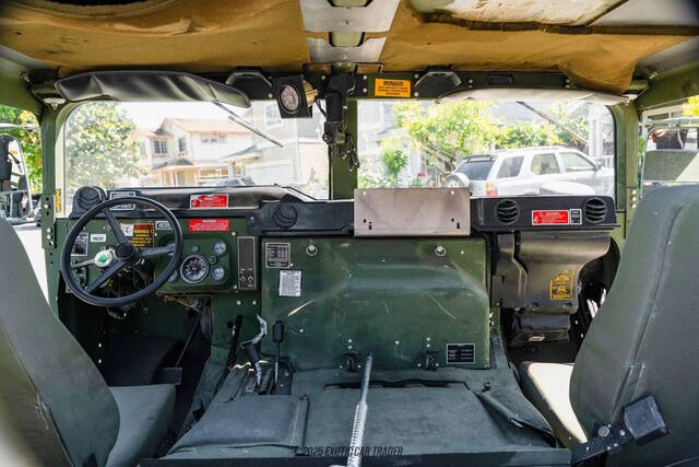 2008 AM General Hummer