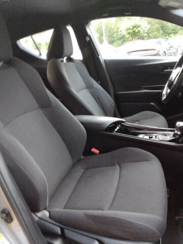 2019 Toyota C-HR XLE