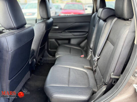 2017 Mitsubishi Outlander SEL