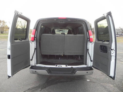 2017 Chevrolet Express LT 3500