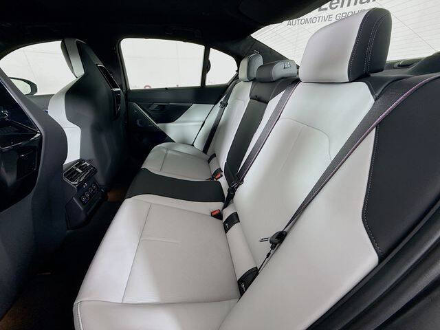 2026 BMW M5