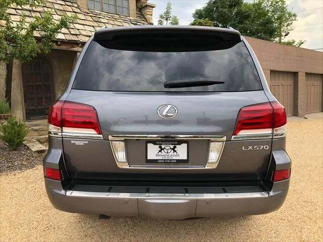 2014 Lexus LX 570