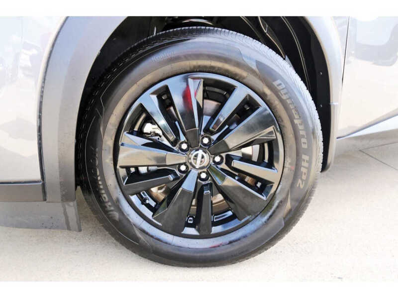 2025 Nissan Pathfinder S