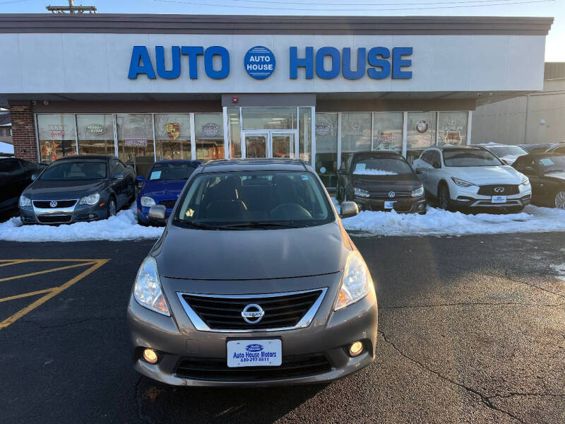 2012 Nissan Versa 1.6 SV