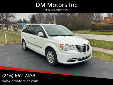 2015 Chrysler Town and Country for sale at DM Motors Inc in Maple Heights OH