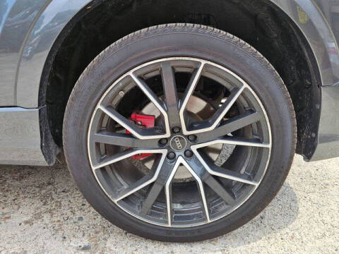 2022 Audi Q8 quattro Premium Plus 55 TFSI