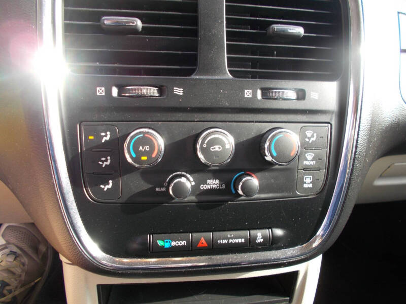 2017 Dodge Grand Caravan SE