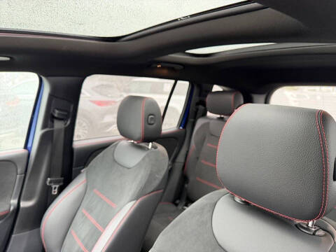 2023 Mercedes-Benz GLB GLB 250 4MATIC