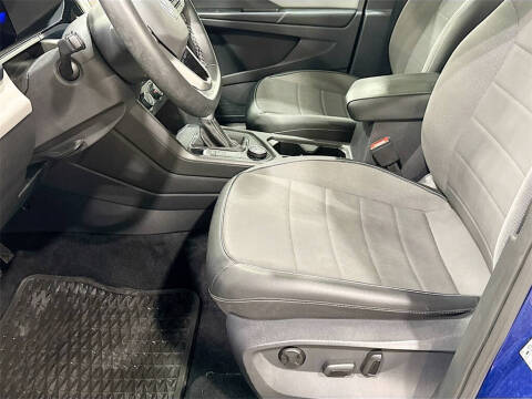 2022 Volkswagen Taos SE 4Motion