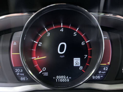 2016 Volvo XC60 T5 Drive-E Platinum