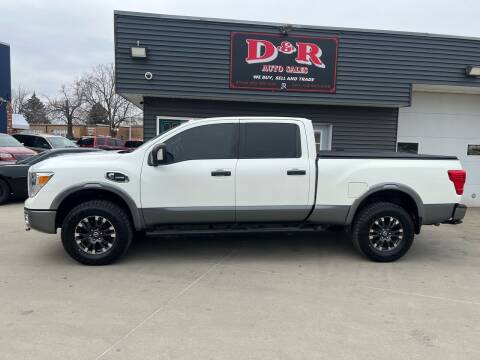 2016 Nissan Titan XD for sale at D & R Auto Sales in South Sioux City NE