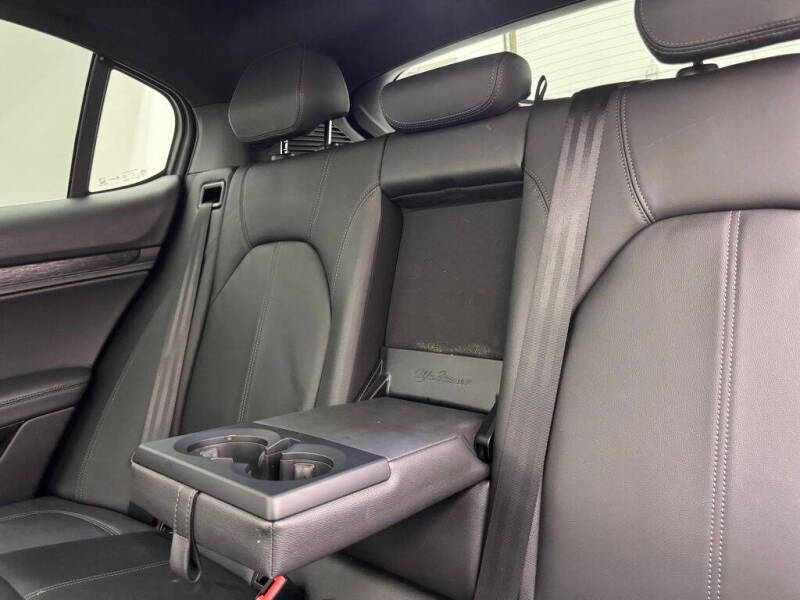 2022 Alfa Romeo Stelvio Sprint