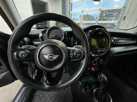 2016 MINI Hardtop 4 Door Cooper